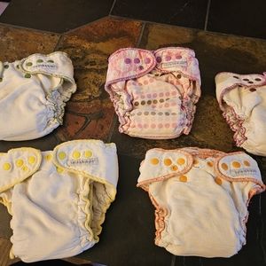 Sloomb sustainable babyish fitted diapers